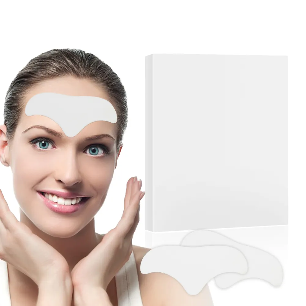 La toppa antirughe sulla fronte per la cura della pelle del viso potrebbe eliminare rughe e illuminare i preliminari