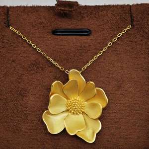 Collier pendentif minimaliste en forme de fleur avec perle plaqué or argent 925 UM Jewelry – Cadeau de fiançailles, idéal pour les fêtes et le quotidien - Product Image 4