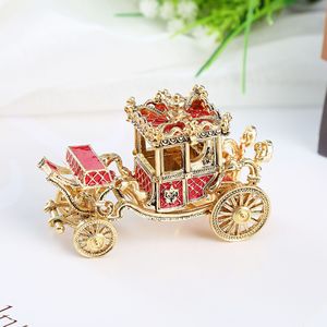 Artigianato Decorativo a Forma di Carrozza con Corona, Intarsiato di Diamanti e Smaltato, Decorazione per la Casa - Product Image 3