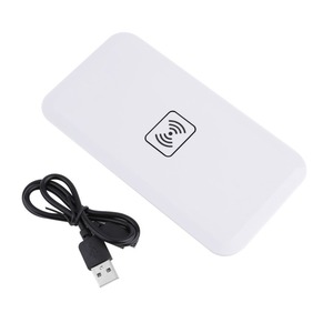 La almohadilla de carga inalámbrica portátil Qi inalámbrico <span class=keywords><strong>cargador</strong></span> <span class=keywords><strong>para</strong></span> <span class=keywords><strong>Samsung</strong></span> Galaxy S8 <span class=keywords><strong>S7</strong></span> S6 iphone - Product Image 4
