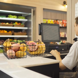 Cestino Portaoggetti in Ferro con Manico in Legno Design Multifunzionale Ecologico per Cucina e Bagno Conservazione Alimenti - Product Image 2
