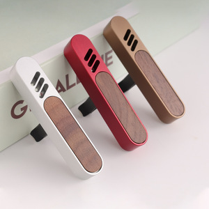 56H Car Fragrance <strong>Diffuser</strong> <strong>Vent</strong> <strong>Clip</strong> Hot Selling Factory Mini Car Perfume Custom Logo Natural Wood Car <strong>Vent</strong> <strong>Clip</strong> Air Freshener - Product Image 1