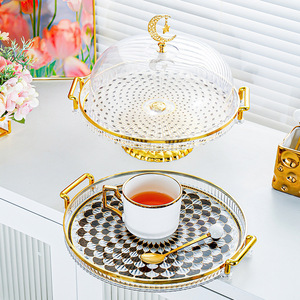 ถาดเสิร์ฟใสขอบทองพร้อมฝาปิด ลายเรขาคณิต วัสดุพลาสติก สำหรับวางขนมหวาน ใช้ในบ้าน ห้องนั่งเล่น - Product Image 3