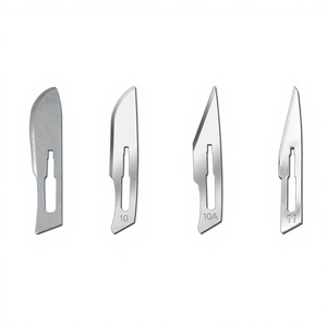 ใบมีดผ่าตัดแบบใช้แล้วทิ้ง ซิกซ์ ฟลาวเวอร์ส OEM รุ่น 10 10A 11 ปลอดเชื้อ F3-020 สำหรับการผ่าตัดทั่วไป แบบใช้มือ คลาส I CE ISO 2015 - Product Image 3