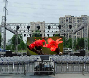 Écran LED de scène, conception de scène, location d'écran LED extérieur P2.604, haute luminosité, écran vidéo de scène LED 2.6mm - Product Image 1