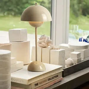 סוללת מקרון יצירתי מנורת ניצני פרחים מקורה אלחוטי מסעדה חדר שינה מחשב נטען מנורת שולחן נירוסטה