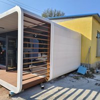 Maisons préfabriquées de luxe Kits de cabanes en rondins modernes de 3 chambres Petite maison préfabriquée Maison en conteneur extensible de 20 pieds