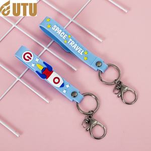 Llavero de Astronauta de Plástico Suave con Diseño de Dibujos Animados, Lindo y Creativo, Colgante para Bolsa de Pareja, Pequeño Regalo - Product Image 6