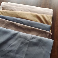 Textiles de maison Microfibre 100% Polyester Polymicro Uni Double Brossé Draps de lit Blanchi Blanc Teint Tissu en Rouleau
