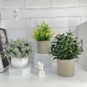 Plantes artificielles en pot de la collection Fuyu, plantes vertes décoratives en plastique pour le salon, le bureau, l'entrée, ornements - Product Image 1