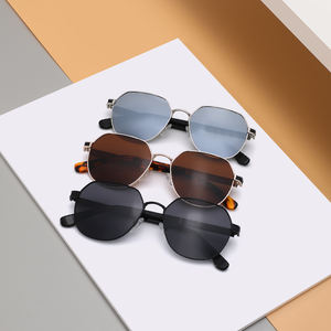 2025 venta al por mayor Unisex UV400 lentes gafas de sol Marco de acetato patillas de bambú gafas de sol para hombres Retro tonos logotipo personalizado gafas de sol - Product Image 4