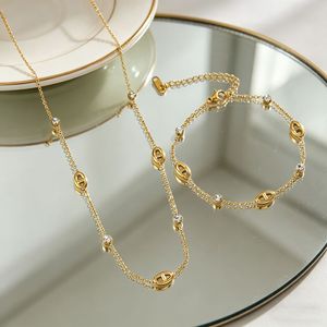 Collar Lariat en <span class=keywords><strong>Y</strong></span> de Acero Inoxidable Chapado en Oro de 18K con Eslabones Ovalados de Nariz de Cerdo <span class=keywords><strong>y</strong></span> Cadena con Colgante de Circonita, Joyería Fina para Mujer - Product Image 2
