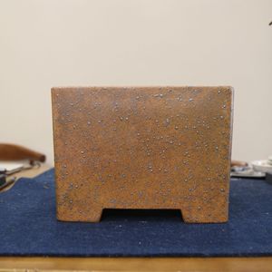 Maceta cuadrada rectangular de arcilla morada hecha a mano, estilo antiguo, cocida al fuego de leña, por Zhang Zhicheng - Product Image 1