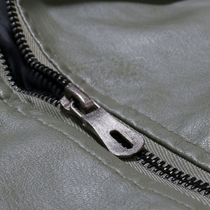 Veste en cuir PU gris pour homme, col rabattu, fermeture éclair, coupe ajustée, style motard, vêtement d'automne - Product Image 2