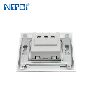 Enchufe de Pared Tipo K Danés NEPCI 80x80mm 250V/13A XJY-QB-68-C para Dinamarca y Groenlandia, Clasificación IP21, Uso Residencial, CE - Product Image 5