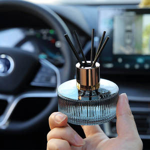 Thân Thiện Với Môi Kính Sang Trọng Xe Khuếch Tán Với Lâu Dài Hương Thơm Tươi Tự Làm Tinh Dầu Làm Mát Không Khí Cho Nhà Sử Dụng Bán Buôn - Product Image 1