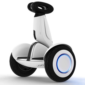 Trottinette auto-équilibrante XP Ninebot S PLUS Edition à deux roues intelligente avec suivi radar et télécommande 15-25 km/h pour adultes - Product Image 2