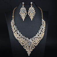 Conjunto de Collar y Pendientes de Estilo Lujoso y Espléndido de la Fábrica de Joyería de Yiwu, Adorno para Vestido de Mujer para Cena