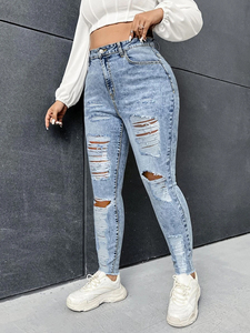<span class=keywords><strong>Jeans</strong></span> Skinny Strappati da <span class=keywords><strong>Donna</strong></span> Taglie Forti a Vita Media in Denim Elasticizzato Effetto Usurato con Dettagli Strappati Poliestere/Cotone - Product Image 2