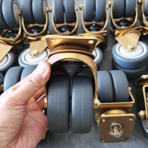 Rueda de Polipropileno Termoplástico con Bloqueo Central para Carro de Avión, Giratoria de 3 Pulgadas, de Acero, con Bola de 75 mm - Product Image 4