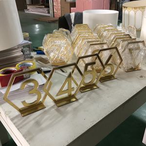 Decorazioni per Tavoli da Matrimonio Eleganti Numeri di Tavolo VIP per un Evento Memorabile - Product Image 3