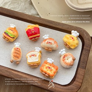 แม่เหล็กติดตู้เย็นการ์ตูน 3 มิติ รุ่น BTD-016 รูปเบอร์เกอร์ เฟรนช์ฟรายส์ หมวกเชฟ ของตกแต่งอาหารน่ารัก สไตล์ DIY ขายส่ง - Product Image 3