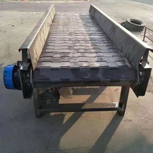 Convoyeur et Alimentateur à Chaîne Électrique Industriel Robuste en Acier au Carbone Personnalisé avec Capacité de 5 m/h 220V - Product Image 3