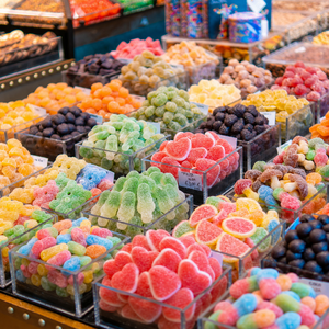 Gummibärchen Weiche Gummis Sortierte Halal-Bonbons Gummibärchen Süße und Saure Süßigkeiten Großhandel Kundenspezifisch OEM ODM - Product Image 1