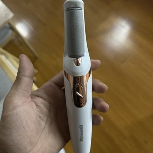 Foot Wholesale AAA Battery Waterproof Exfoliating Factory Wholesale Multi Functional Waterproof and Fully Washable Foot Grinder - Product Image 6