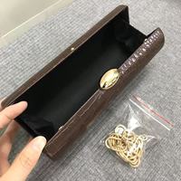 Pochette longue à motif crocodile, sac à main personnalisé pour femme à motif alligator, sac de soirée à fermeture magnétique avec chaîne pour femme