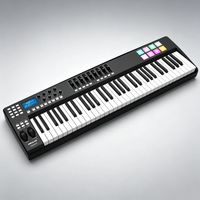Clavier MIDI USB professionnel PANDA61 à 61 touches avec écran LCD, pads de batterie RGB, curseurs, boutons et molette de modulation de la hauteur de voix
