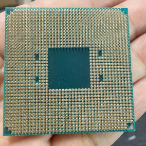 Procesador AMD Ryzen <span class=keywords><strong>3</strong></span> <span class=keywords><strong>2300X</strong></span> Usado y Desmontado, Cuatro Núcleos, Cuatro Hilos, Interfaz AM4, Mantiene los Colores y Pines Originales de Fábrica - Product Image 4