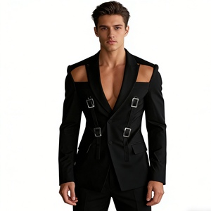 <span class=keywords><strong>Blazer</strong></span> da <span class=keywords><strong>uomo</strong></span> con dettagli a fibbia e taglio cut-out - Giacca <span class=keywords><strong>oversize</strong></span> a maniche lunghe con revers a reversi Sehe Fashion - Product Image 1