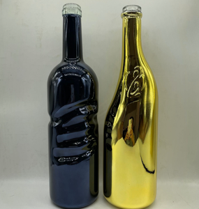 2024 Hot Bán Thời Trang Thiết Kế Độc Đáo Của Thiên Chúa Tay Trong Suốt/Thủy Tinh Màu Nâu Rượu Vang Đỏ Chai 750Ml Nút Chai Nắp Cho Bia Vodka <span class=keywords><strong>Tequila</strong></span> - Product Image 2