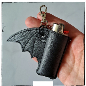 Thời trang BAT cánh thiết kế Y2K phong cách da nhẹ hơn Keychain <span class=keywords><strong>Mini</strong></span> Lip Balm túi quyến rũ dễ thương Lip Gloss Keyring người đàn ông phụ nữ retro Quà Tặng - Product Image 3