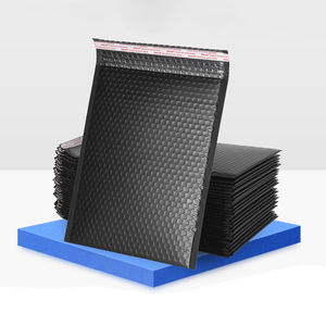 En stock: Sobres de burbujas de PVC BOPP negro mate, autosellables, para envíos por correo y mensajería. - Product Image 3