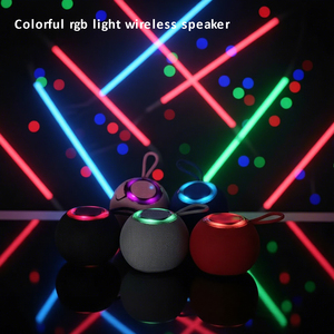 Altavoz Subwoofer Inalámbrico Bluetooth Portátil para Exteriores con Logotipo Personalizado, FM, TWS, Manos Libres, Luz RGB, 5W, Mini TF, Potente - Product Image 4