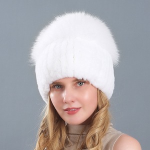 <span class=keywords><strong>Sombrero</strong></span> de invierno de piel de zorro de invierno para mujer, <span class=keywords><strong>sombrero</strong></span> de <span class=keywords><strong>paja</strong></span> protector de oreja de punto coreano cálido grueso - Product Image 1