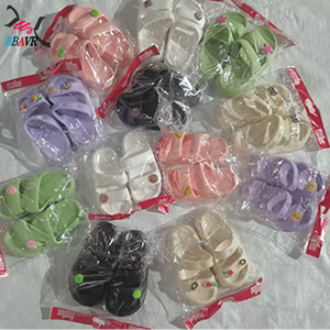 Pantuflas EVA en Stock, Ligeras, Transpirables, Antideslizantes, para Todas las Temporadas - Product Image 5