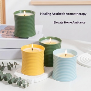 Vela Aromática Europea en Taza de Cerámica, Hecha a Mano, con Fragancia en Espiral y Aroma Duradero, Portavelas - Product Image 2