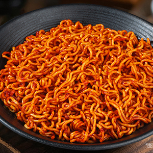 Noodles Istantanei Buldak Tossed in Ciotola, Certificati <span class=keywords><strong>Halal</strong></span>, Fatti a Mano con Farina di Grano, Pasti Rapidi - Product Image 2