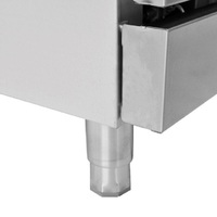 Cuisinière à gaz professionnelle en acier inoxydable Core Pro avec 8 brûleurs et four, modèle CP-R60-24MG