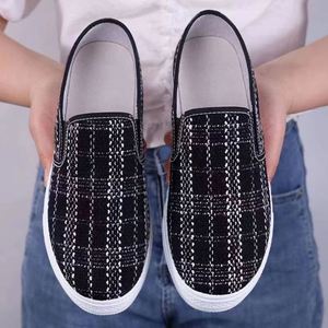MAZ Women's Cloth Shoes Breathable Canvas Versatile Flat Shoes - Product Image 6