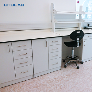 Table de laboratoire de physique moderne pour écoles et hôpitaux avec plateau en acier laminé à froid et dessus en résine époxy, modèle UTEC UWB1, certifiée ISO - Product Image 2