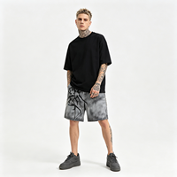 Shorts Baggy Y2K Sombre Peints à la Main avec Rivets et Effet Pulvérisé pour Hommes et Femmes - Ensemble Sportif