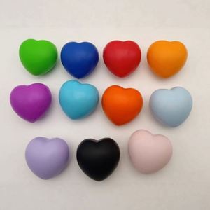 Juguete de Descompresión de Espuma de PU con Logotipo Personalizado, Pelota Colorida en Forma de Corazón, Esponja Sólida de Poliuretano en Forma de Durazno para Ayuda en Donación de Sangre - Product Image 4