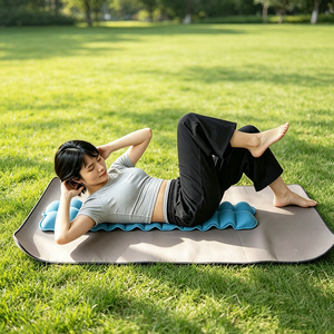 Écarteur dorsal portable <span class=keywords><strong>pour</strong></span> <span class=keywords><strong>les</strong></span> douleurs <span class=keywords><strong>lombaires</strong></span>, planche de décompression lombaire réglable avec nœuds de massage par acupression - Product Image 4