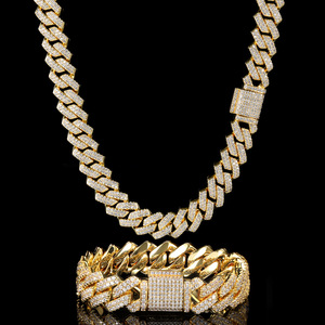 Chaîne cubaine VVS1 Urban Sovereignty en moissanite, argent 925, géométrie miroir-symétrique, plaqué or 18 carats, maille Miami, testée et approuvée - Product Image 1