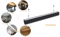 Suspension moderne pour salle de classe 1200mm 36W UGR19 sans scintillement RG0 sans lumière bleue Ra95 pour bibliothèque et salle de lecture