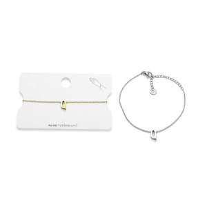 Bracciale in acciaio inossidabile con lettera Q per donna, gioielli alla moda - Product Image 1